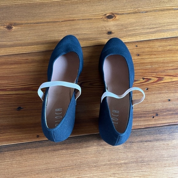 Bloch Karacta 1 1/4" R.A.D. Canvas Character Shoes - S0314L Size 8L - Picture 5 of 7